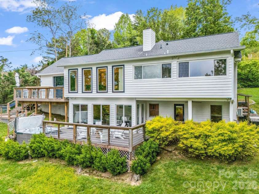 172 Amble Lane, Fletcher, NC 28732.  MLS# CAR4388988, YatesRealty ID 30723. 