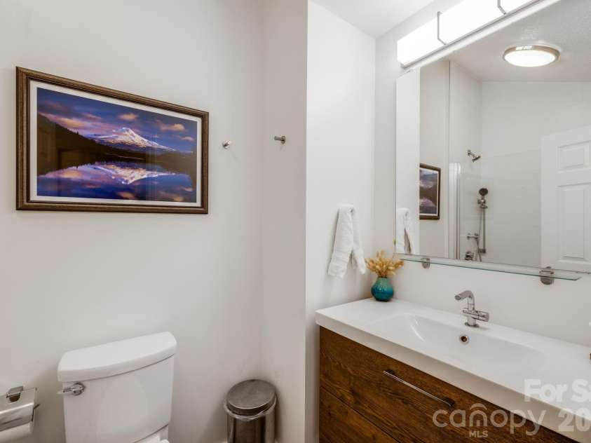 172 Amble Lane, Fletcher, NC 28732.  MLS# CAR4388988, YatesRealty ID 30723. 