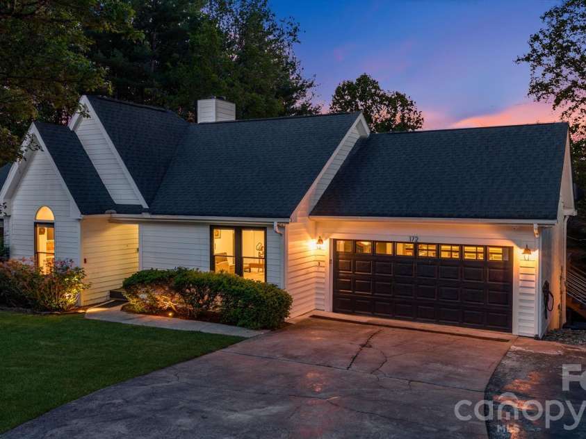 172 Amble Lane, Fletcher, NC 28732.  MLS# CAR4388988, YatesRealty ID 30723. 