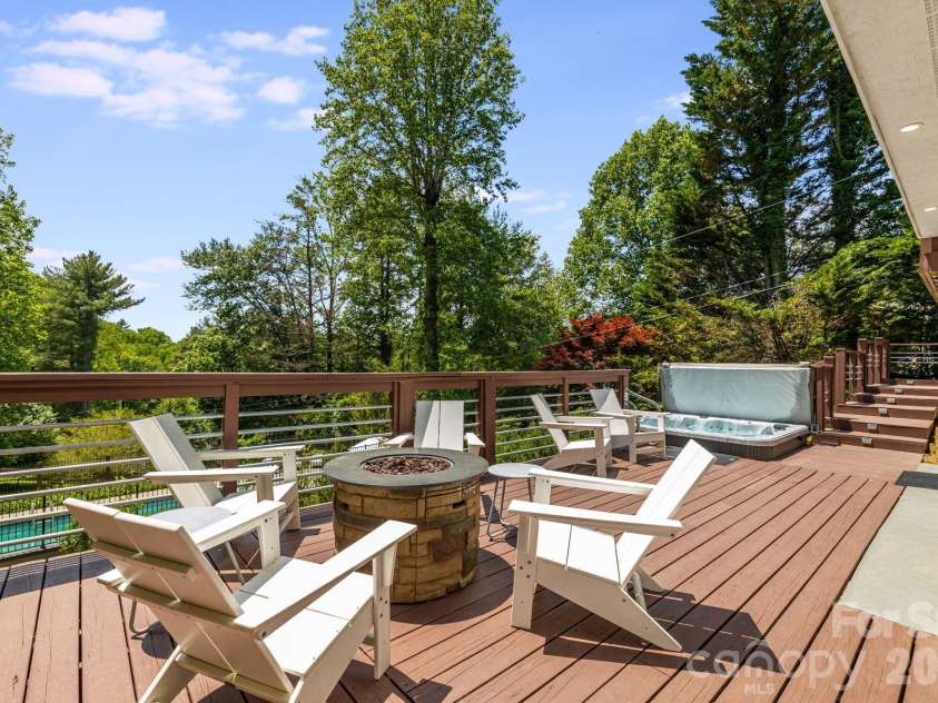 172 Amble Lane, Fletcher, NC 28732.  MLS# CAR4388988, YatesRealty ID 30723. 