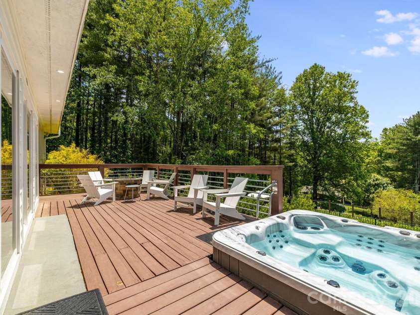 172 Amble Lane, Fletcher, NC 28732.  MLS# CAR4388988, YatesRealty ID 30723. 