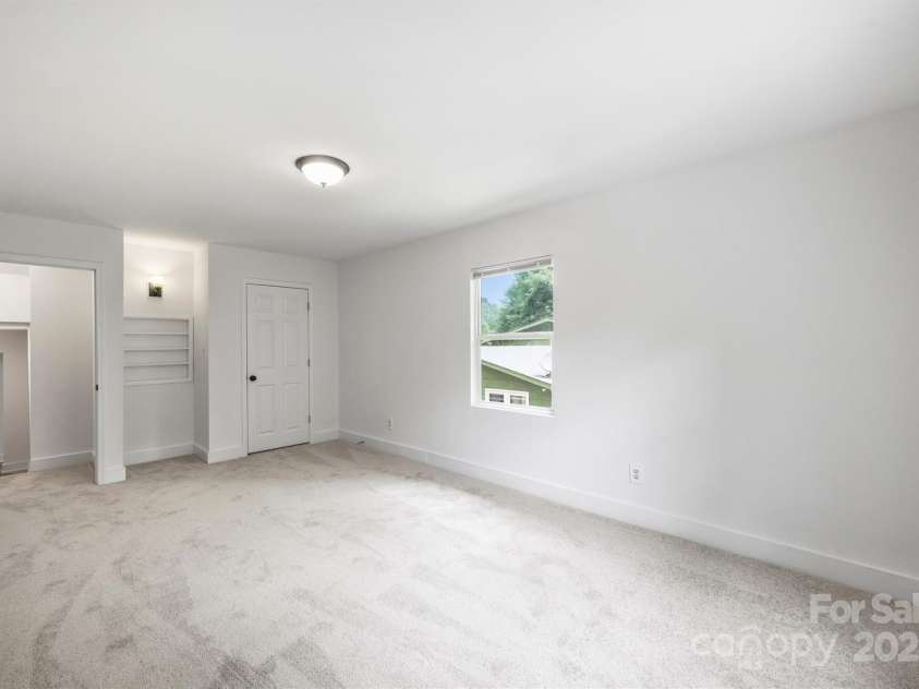 3408 Winterfield Place, Charlotte, NC 28205.  MLS# CAR4284474, YatesRealty ID 30724. Bedroom 4