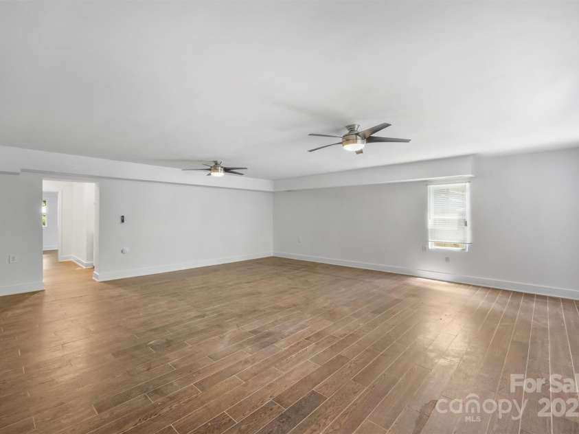 3408 Winterfield Place, Charlotte, NC 28205.  MLS# CAR4284474, YatesRealty ID 30724. Living Room