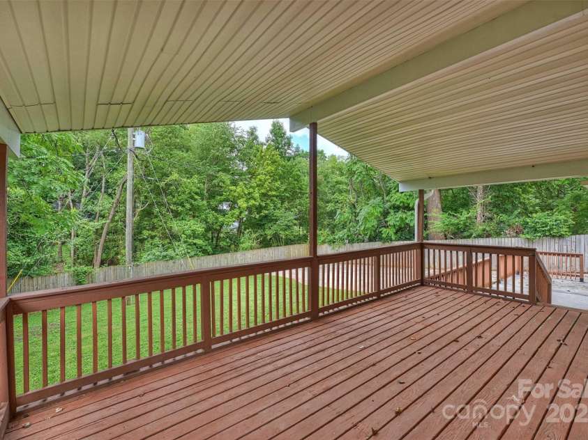 3408 Winterfield Place, Charlotte, NC 28205.  MLS# CAR4284474, YatesRealty ID 30724. Rear Porch