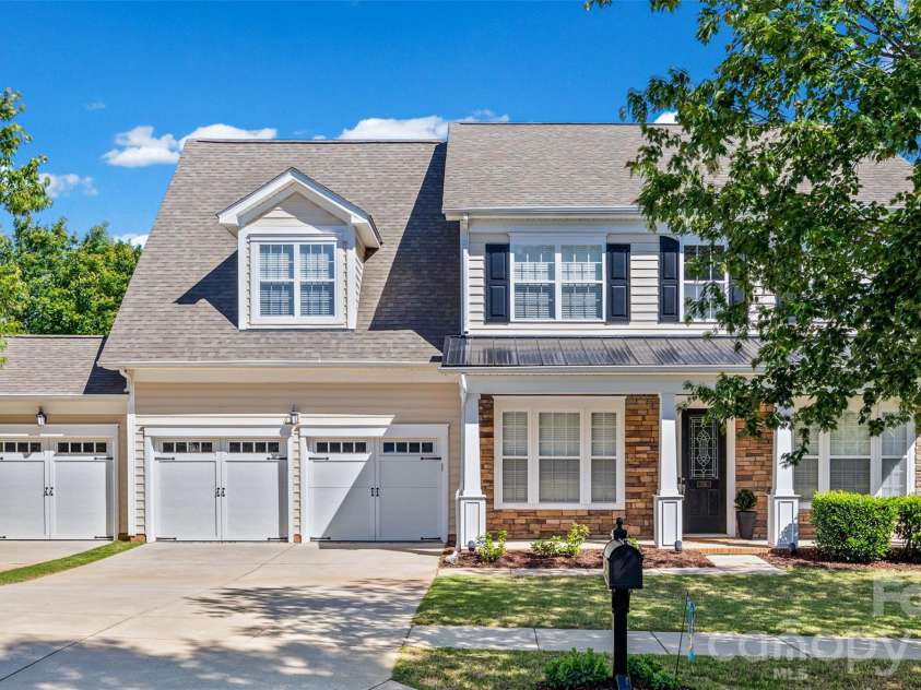 716 Quicksilver Trail, Fort Mill, SC 29708.  MLS# CAR4387893, YatesRealty ID 30725. 