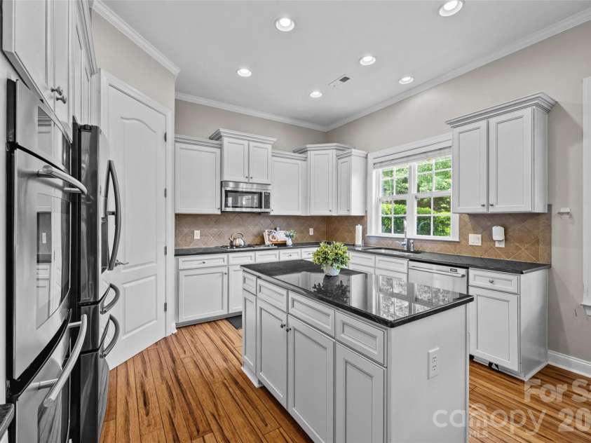 716 Quicksilver Trail, Fort Mill, SC 29708.  MLS# CAR4387893, YatesRealty ID 30725. 