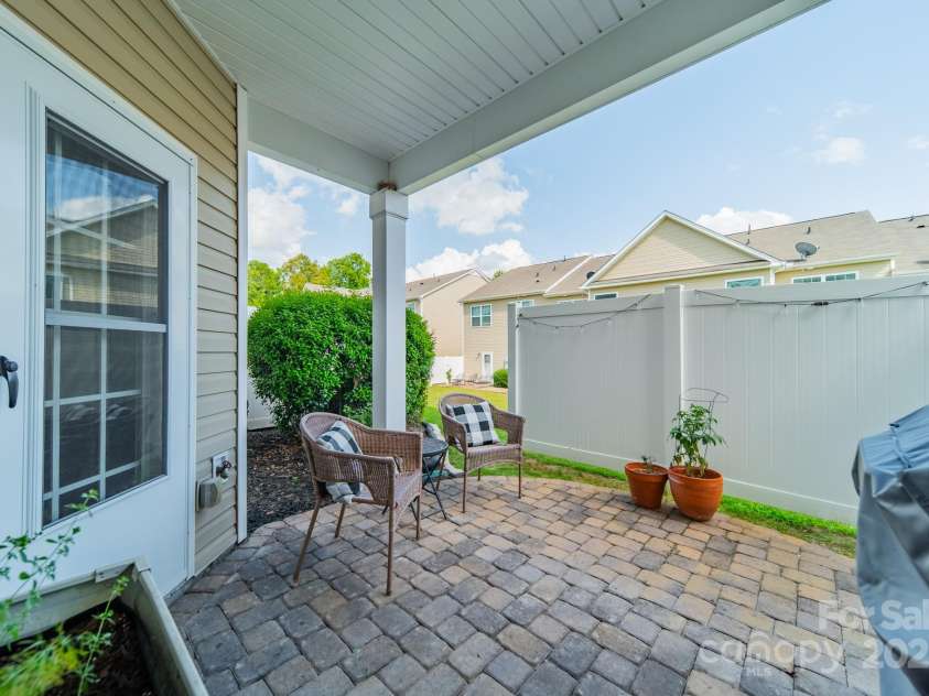 7308 Overmountain Drive, Rock Hill, SC 29732.  MLS# CAR4266030, YatesRealty ID 30726. 