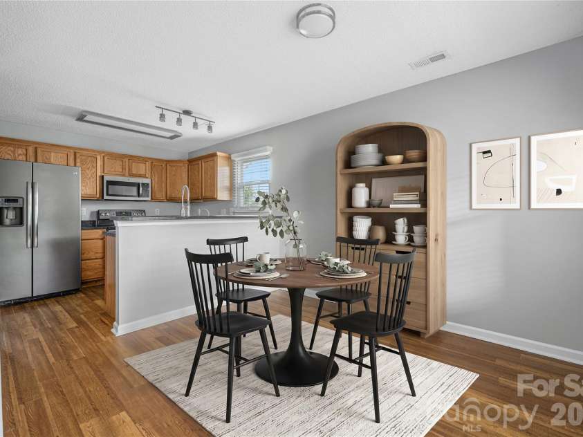 9535 Forest Path Drive, Charlotte, NC 28269.  MLS# CAR4388115, YatesRealty ID 30726. 