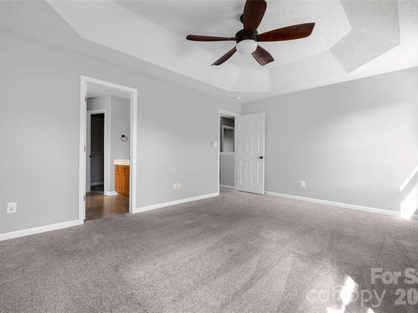 9535 Forest Path Drive, Charlotte, NC 28269.  MLS# CAR4388115, YatesRealty ID 30726. Primary bedroom