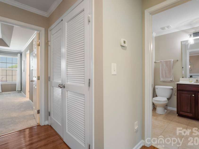 18533 The Commons Boulevard, Cornelius, NC 28031.  MLS# CAR4374906, YatesRealty ID 30727. Laundry