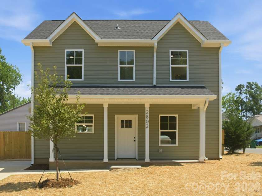 2802 Willow Street, Charlotte, NC 28208.  MLS# CAR4391010, YatesRealty ID 30728. 