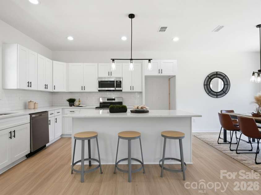 2802 Willow Street, Charlotte, NC 28208.  MLS# CAR4391010, YatesRealty ID 30728. 