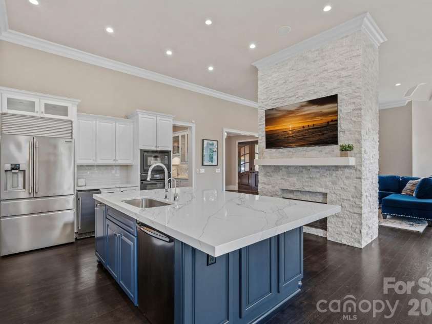 114 Thurstons Way, Mooresville, NC 28117.  MLS# CAR4393172, YatesRealty ID 30729. 