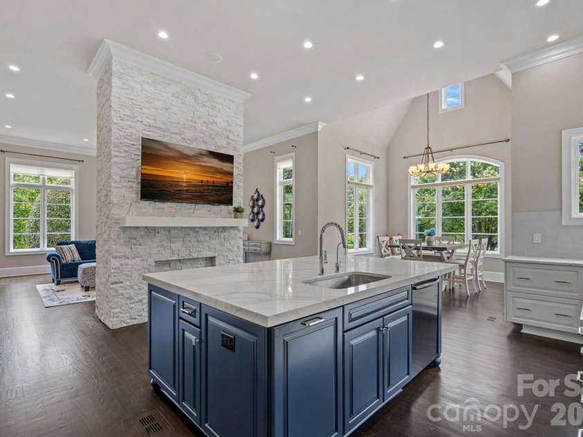 114 Thurstons Way, Mooresville, NC 28117.  MLS# CAR4393172, YatesRealty ID 30729. 