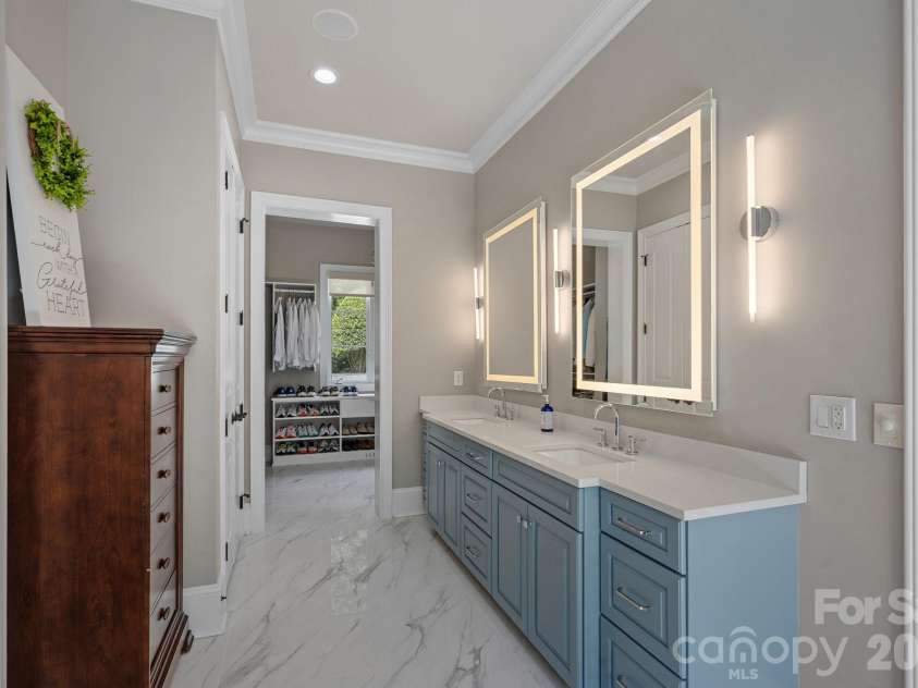 114 Thurstons Way, Mooresville, NC 28117.  MLS# CAR4393172, YatesRealty ID 30729. 