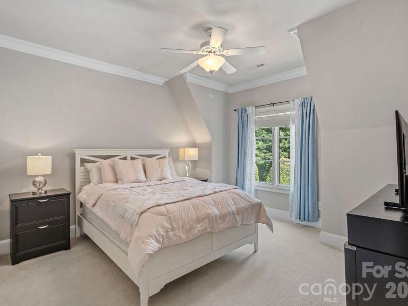 114 Thurstons Way, Mooresville, NC 28117.  MLS# CAR4393172, YatesRealty ID 30729. 