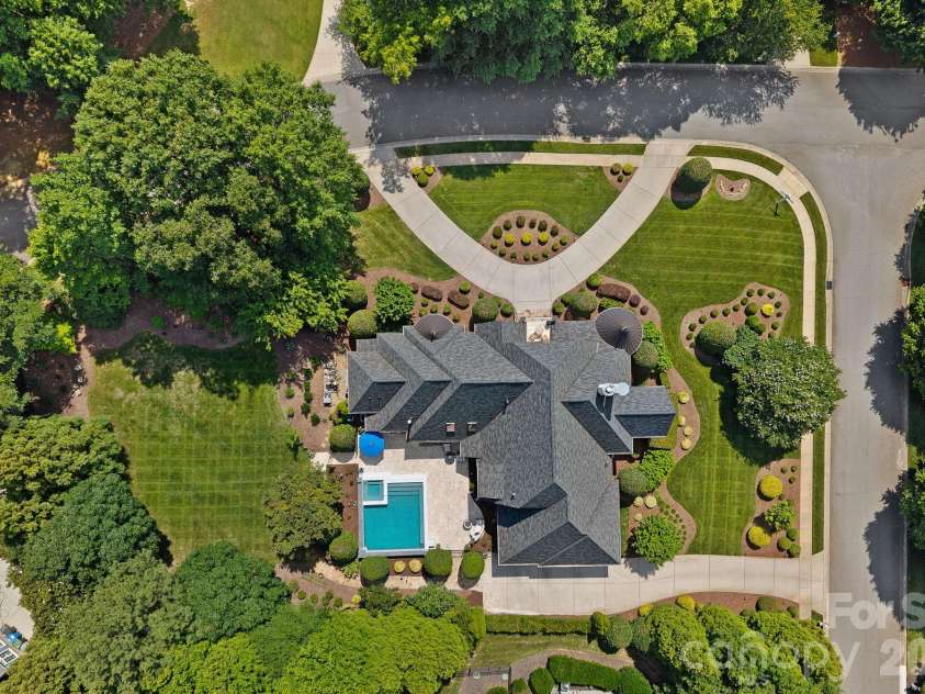 114 Thurstons Way, Mooresville, NC 28117.  MLS# CAR4393172, YatesRealty ID 30729. 