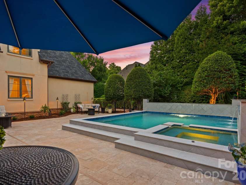 114 Thurstons Way, Mooresville, NC 28117.  MLS# CAR4393172, YatesRealty ID 30729. 