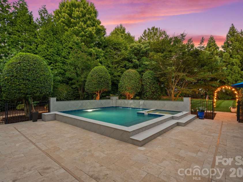114 Thurstons Way, Mooresville, NC 28117.  MLS# CAR4393172, YatesRealty ID 30729. 