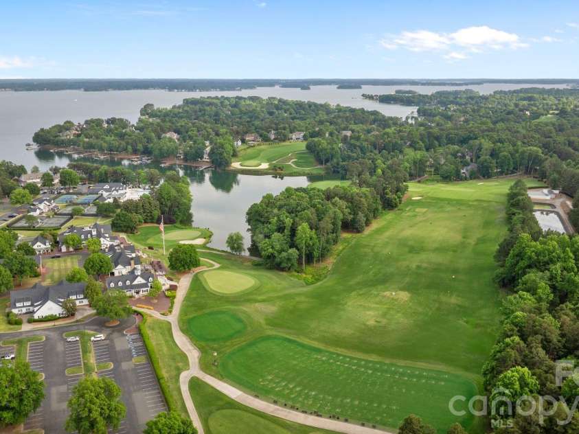 114 Thurstons Way, Mooresville, NC 28117.  MLS# CAR4393172, YatesRealty ID 30729. 