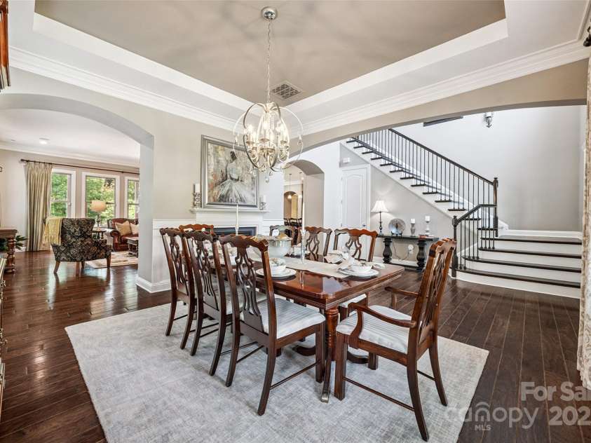 16547 Bastille Drive, Charlotte, NC 28278.  MLS# CAR4271033, YatesRealty ID 30729. 