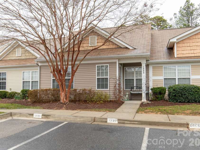 1333 Stoney Creek Lane, Fort Mill, SC 29707.  MLS# CAR4338383, YatesRealty ID 3073. 