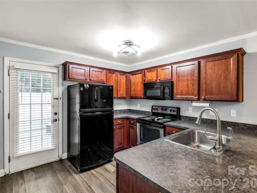 1333 Stoney Creek Lane, Fort Mill, SC 29707.  MLS# CAR4338383, YatesRealty ID 3073. 