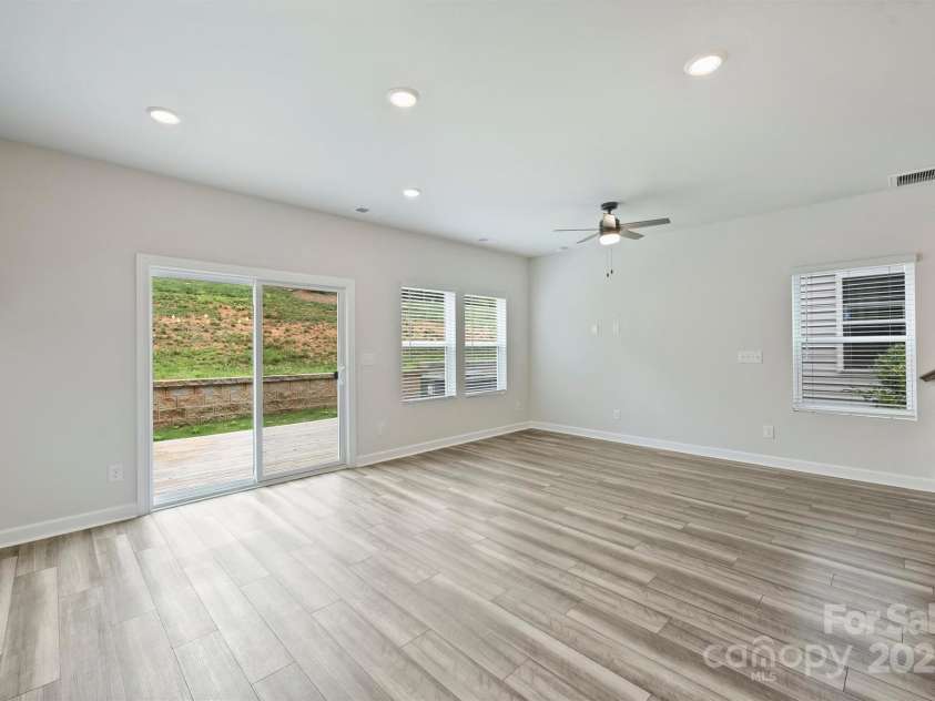 502 Tayberry Lane, Fort Mill, SC 29715.  MLS# CAR4263539, YatesRealty ID 30730. 