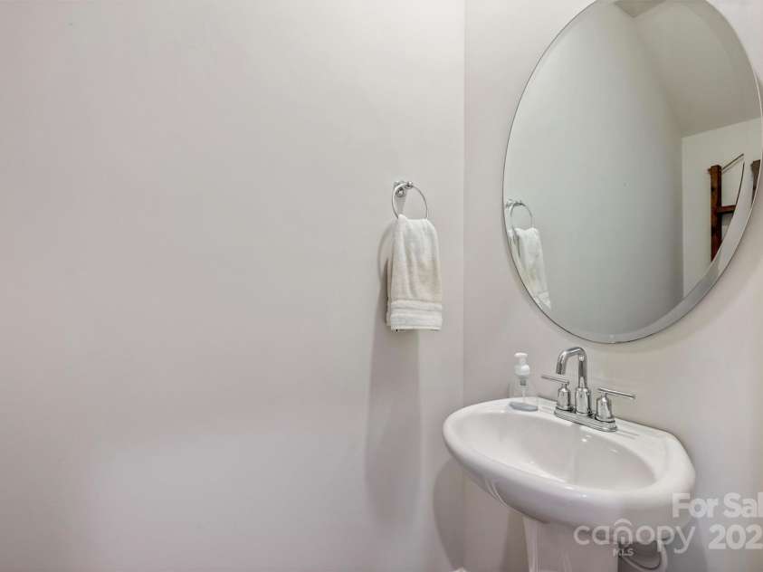 502 Tayberry Lane, Fort Mill, SC 29715.  MLS# CAR4263539, YatesRealty ID 30730. 