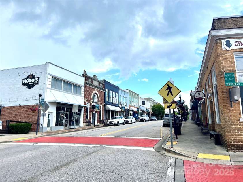 502 Tayberry Lane, Fort Mill, SC 29715.  MLS# CAR4263539, YatesRealty ID 30730. 