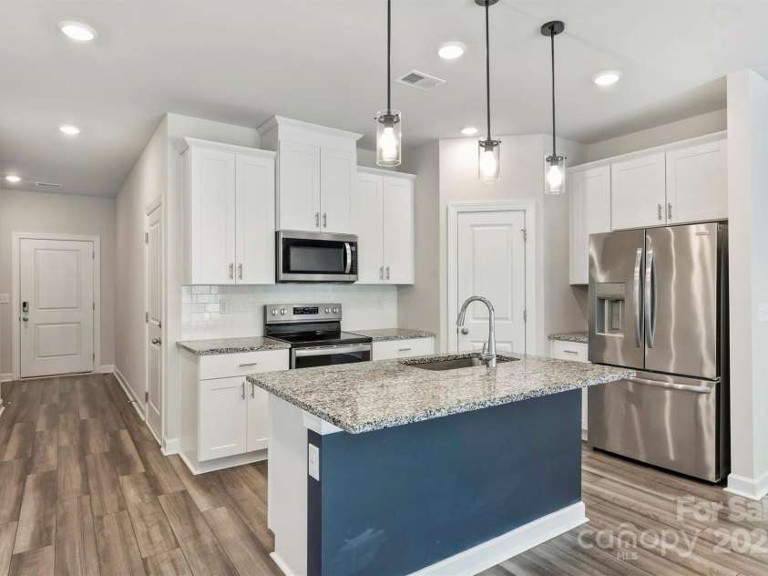 502 Tayberry Lane, Fort Mill, SC 29715.  MLS# CAR4263539, YatesRealty ID 30730. 