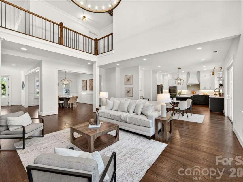 104 Broad Birch Drive, Davidson, NC 28036.  MLS# CAR4388325, YatesRealty ID 30731. Great Room