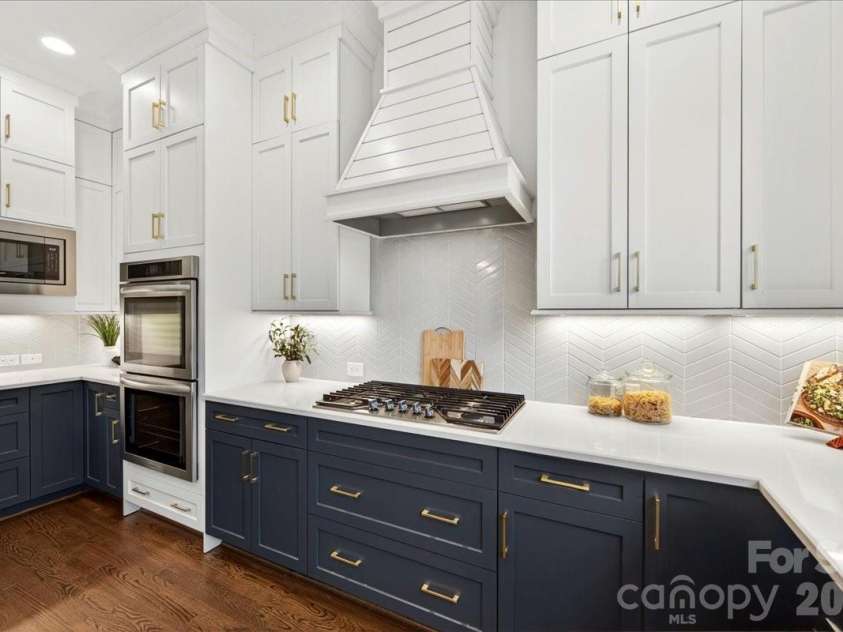104 Broad Birch Drive, Davidson, NC 28036.  MLS# CAR4388325, YatesRealty ID 30731. Kitchen