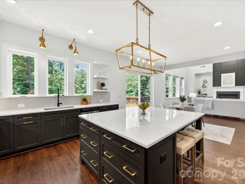 104 Broad Birch Drive, Davidson, NC 28036.  MLS# CAR4388325, YatesRealty ID 30731. Kitchen