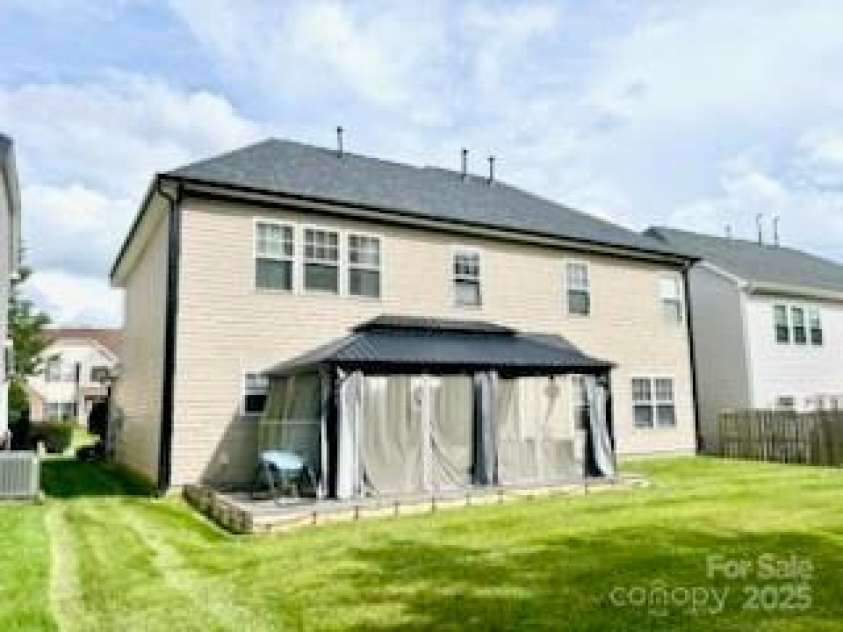 9792 Ravenscroft Lane, Concord, NC 28027.  MLS# CAR4288245, YatesRealty ID 30732. 