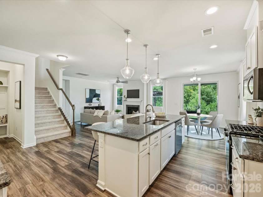 19214 Hawk Haven Lane, Charlotte, NC 28278.  MLS# CAR4338112, YatesRealty ID 30733. 