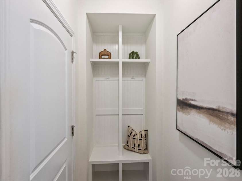 19214 Hawk Haven Lane, Charlotte, NC 28278.  MLS# CAR4338112, YatesRealty ID 30733. 