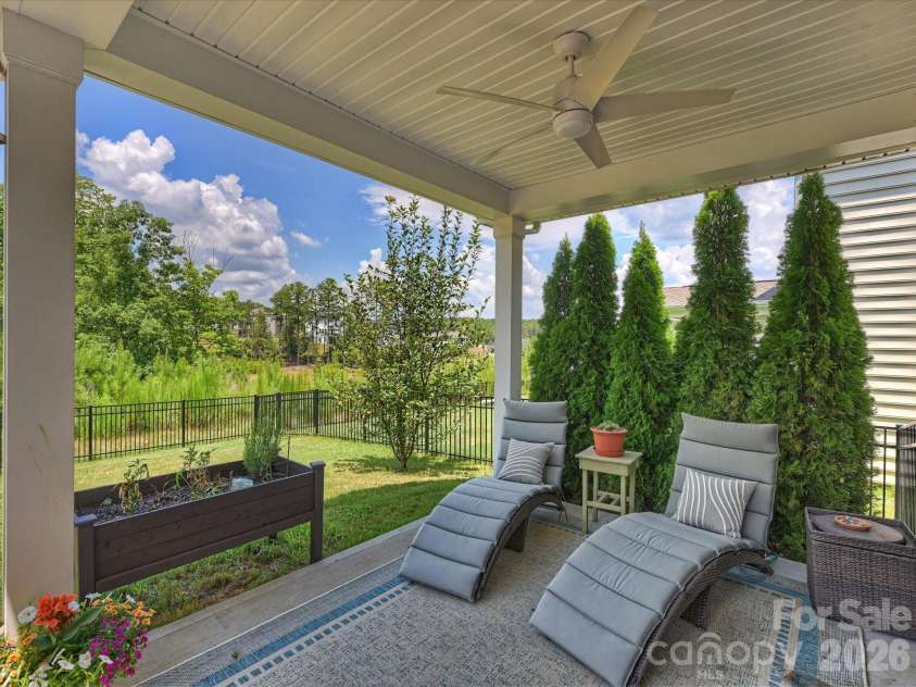 19214 Hawk Haven Lane, Charlotte, NC 28278.  MLS# CAR4338112, YatesRealty ID 30733. 