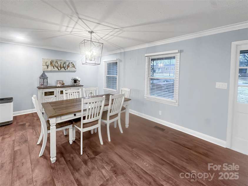 812 Hill Street, Shelby, NC 28152.  MLS# CAR4327856, YatesRealty ID 30735. 
