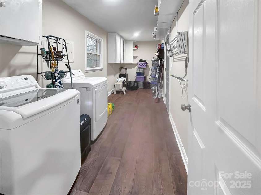 812 Hill Street, Shelby, NC 28152.  MLS# CAR4327856, YatesRealty ID 30735. 