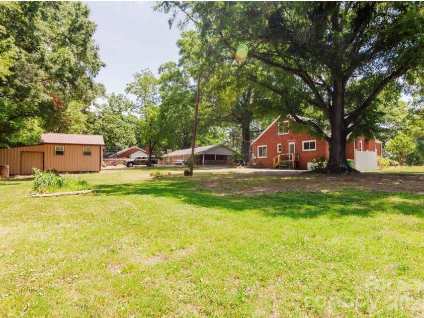307 2nd Street, Oakboro, NC 28129.  MLS# CAR4393015, YatesRealty ID 30736. 