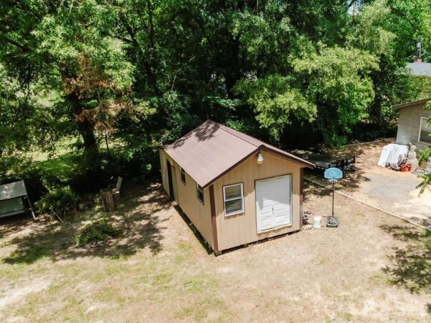 307 2nd Street, Oakboro, NC 28129.  MLS# CAR4393015, YatesRealty ID 30736. 