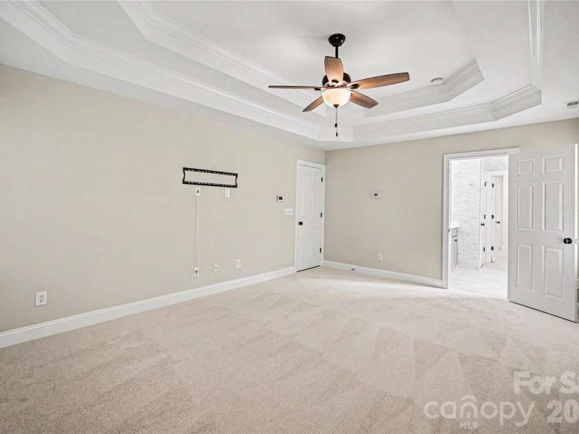 2848 Arrowwood Lane, Rock Hill, SC 29732.  MLS# CAR4414290, YatesRealty ID 30737. Spacious primary bedroom with new carpet
