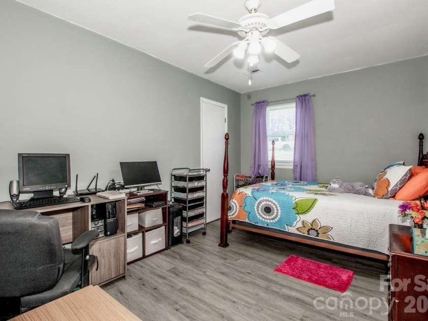 269 Mountview Drive, Mocksville, NC 27028.  MLS# CAR4359673, YatesRealty ID 30738. 