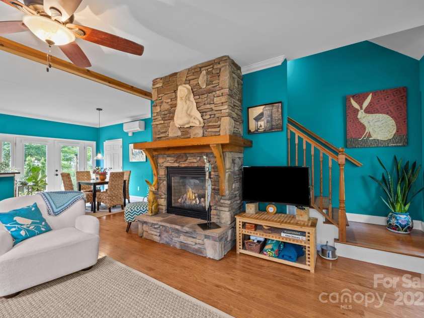 26 Destination Drive, Asheville, NC 28806.  MLS# CAR4289042, YatesRealty ID 30739. 