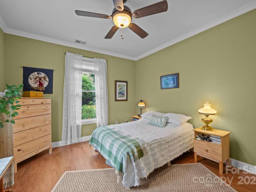 26 Destination Drive, Asheville, NC 28806.  MLS# CAR4289042, YatesRealty ID 30739. 