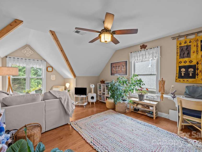 26 Destination Drive, Asheville, NC 28806.  MLS# CAR4289042, YatesRealty ID 30739. 