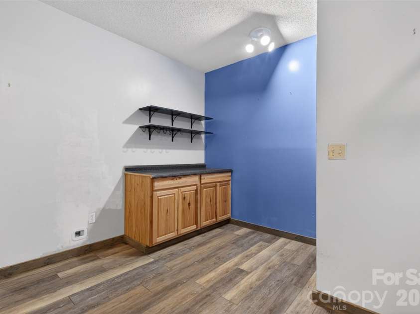 66 Misery Ridge None, Mill Spring, NC 28756.  MLS# CAR4386144, YatesRealty ID 30739. Refrigerator Space.