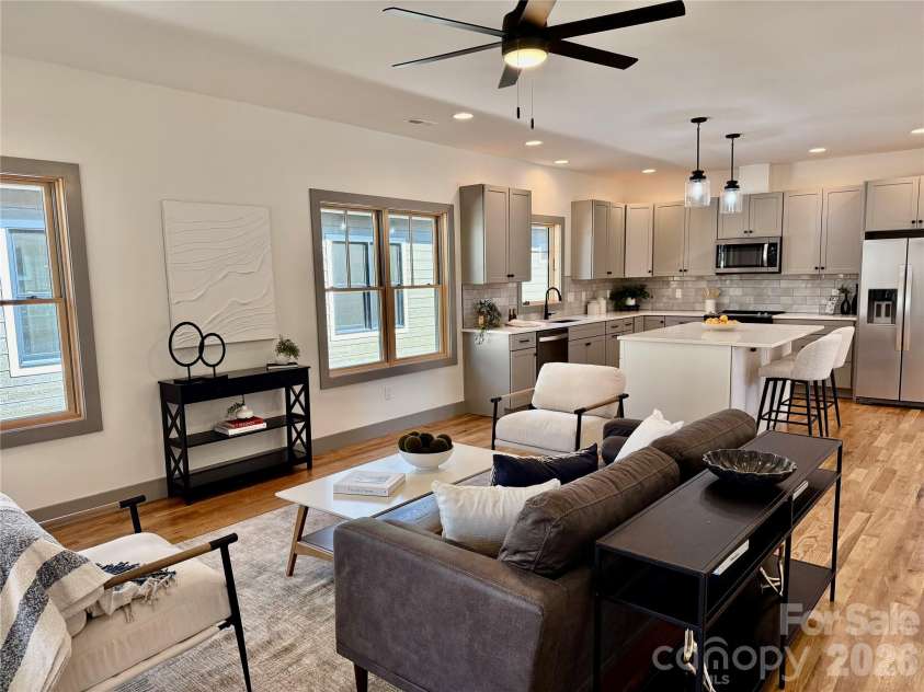314 Gallimore Road, Brevard, NC 28712.  MLS# CAR4346862, YatesRealty ID 3074. 