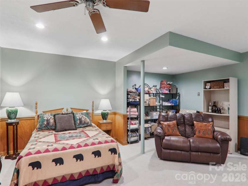 457 Shady Ridge Road, Waynesville, NC 28785.  MLS# CAR4358045, YatesRealty ID 30740. 